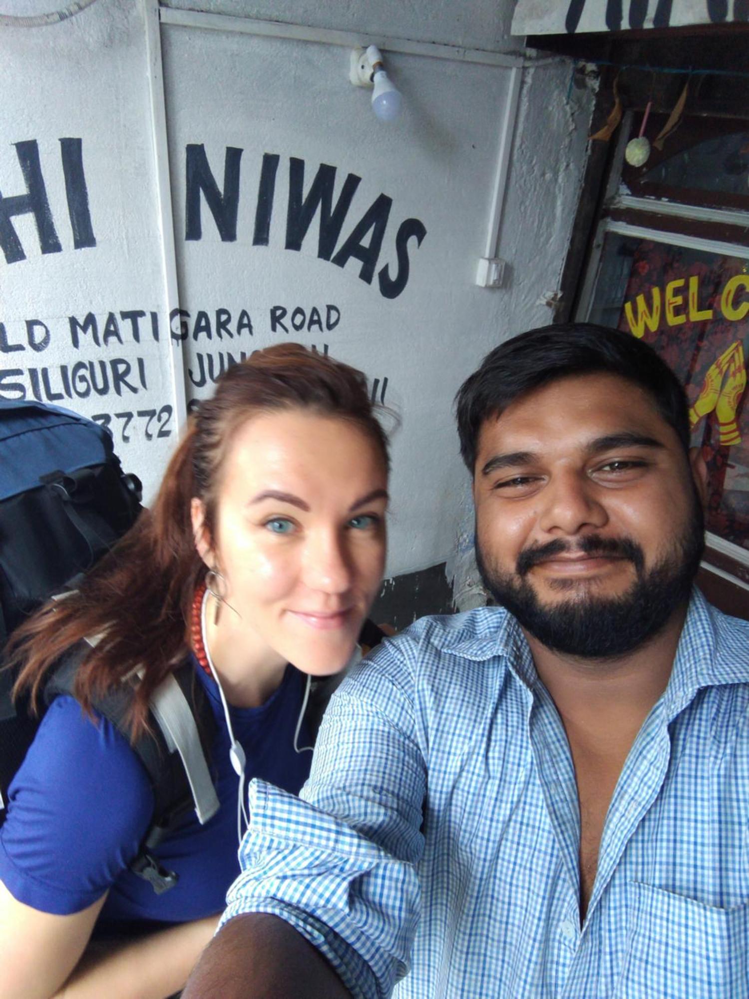 Atathi Niwas Guest House For Backpackers And Travellers Siliguri Buitenkant foto