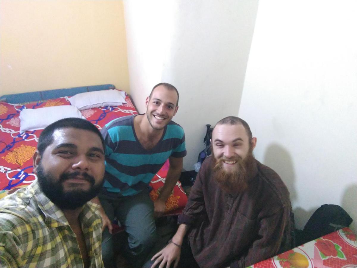 Atathi Niwas Guest House For Backpackers And Travellers Siliguri Buitenkant foto